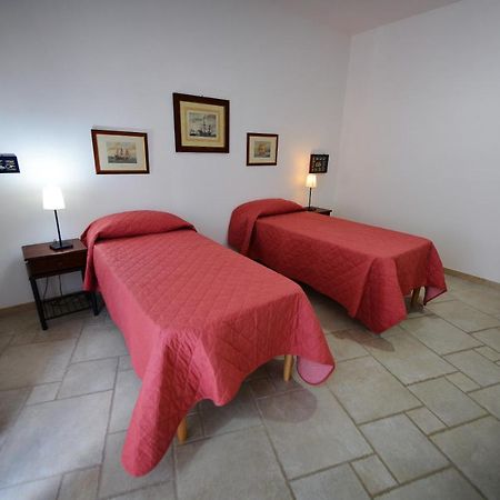 Fuori Rotta Holiday Home มารุจจิโอ ภายนอก รูปภาพ