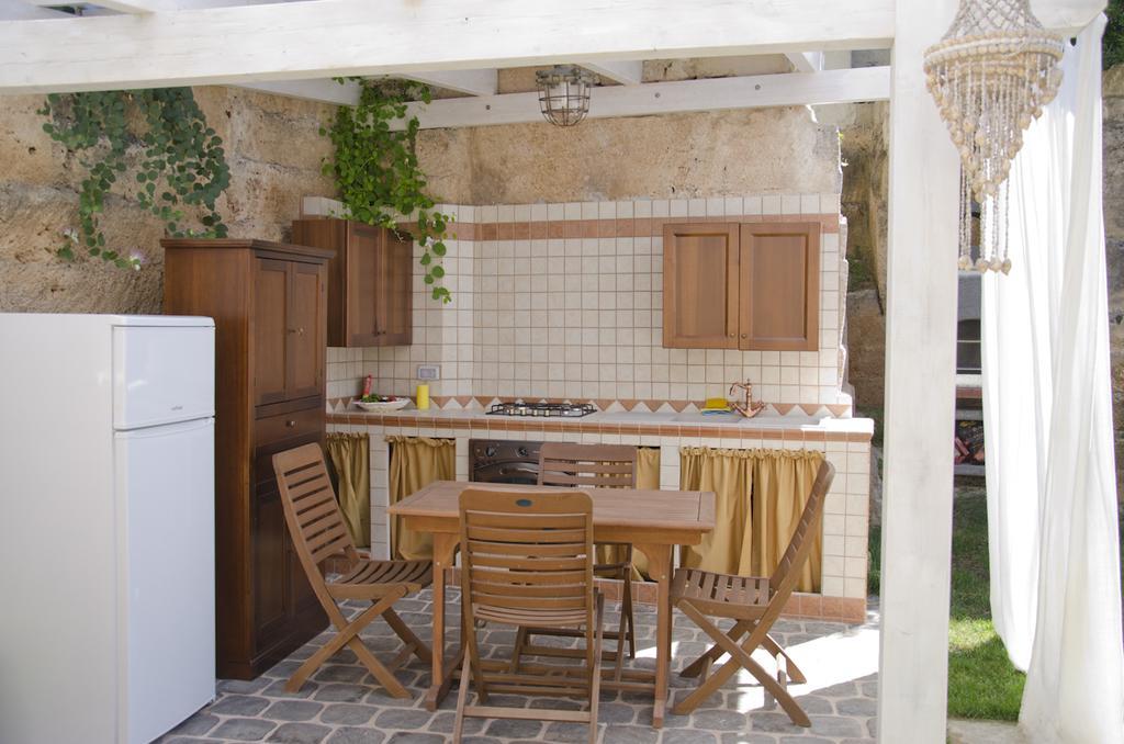 Fuori Rotta Holiday Home มารุจจิโอ ภายนอก รูปภาพ