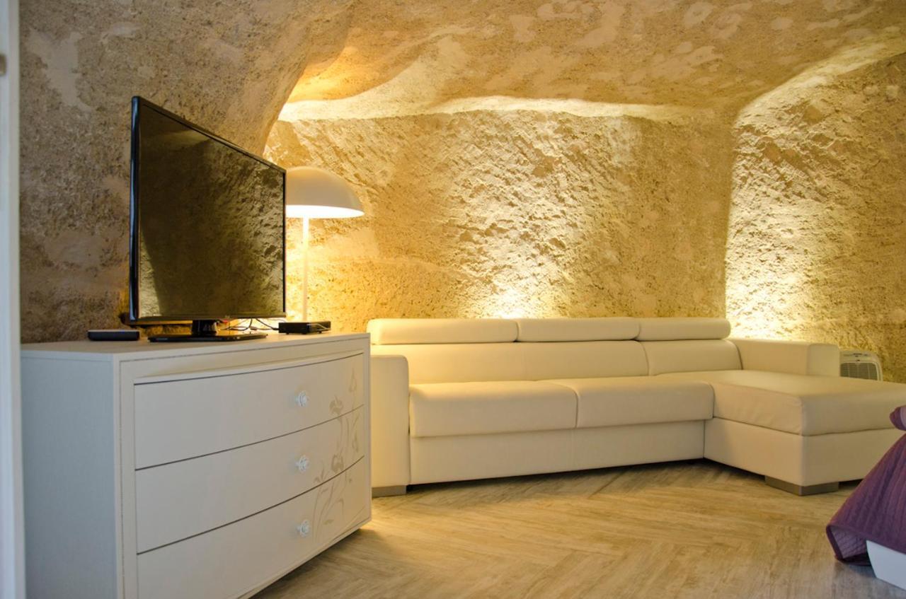 Fuori Rotta Holiday Home มารุจจิโอ ภายนอก รูปภาพ